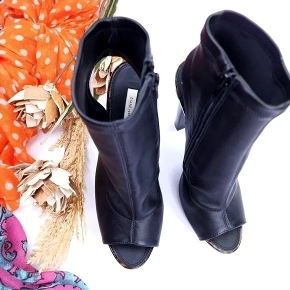 Diane Von Furstenberg Black Leather Platform Thick Heels Sz 8m - Picture 12 of 13